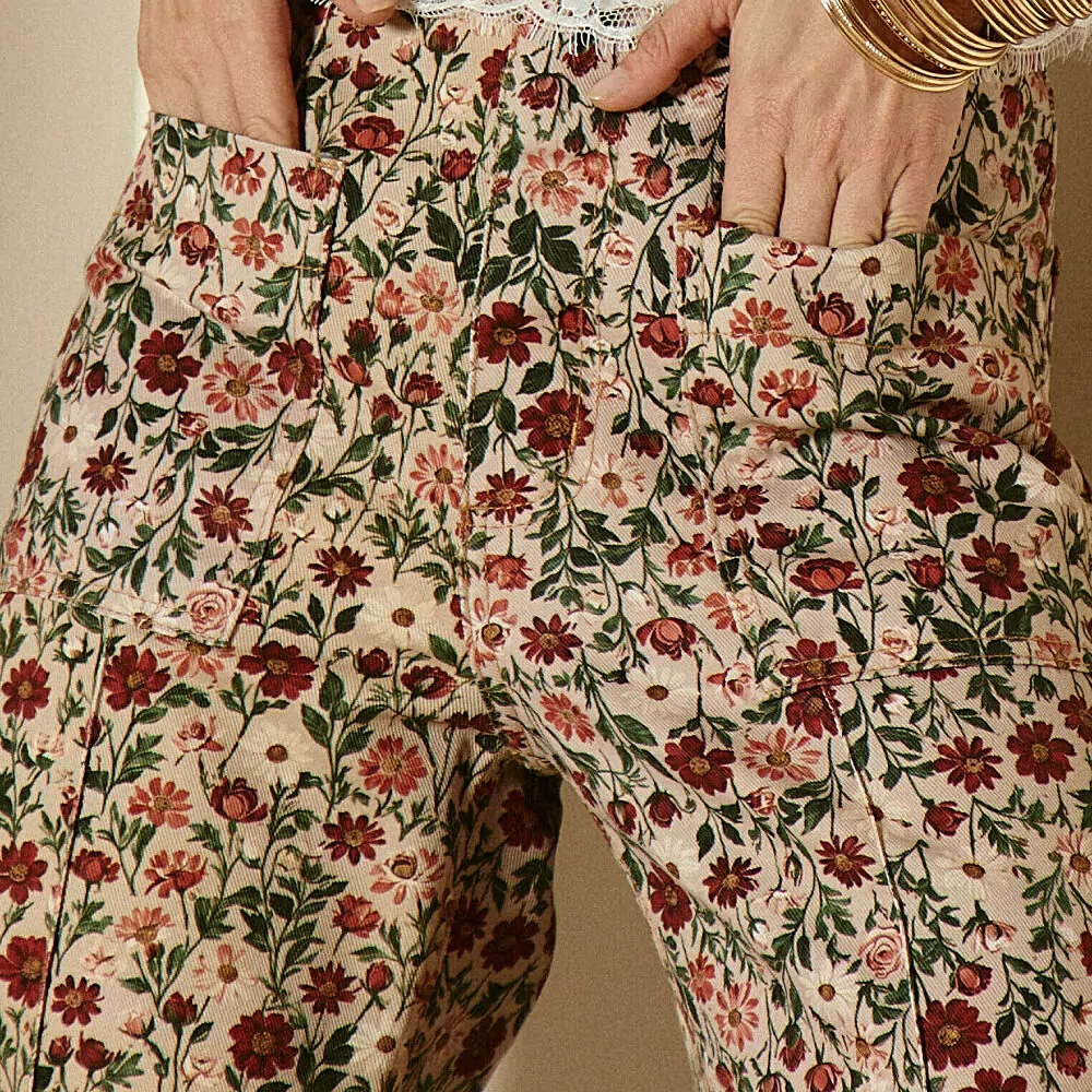Calça Reta Sarja Floral com Friso 1